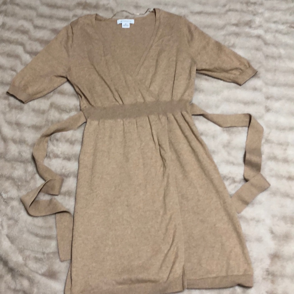LIZ CLAIBORNE tan sweater dress, short sleeved